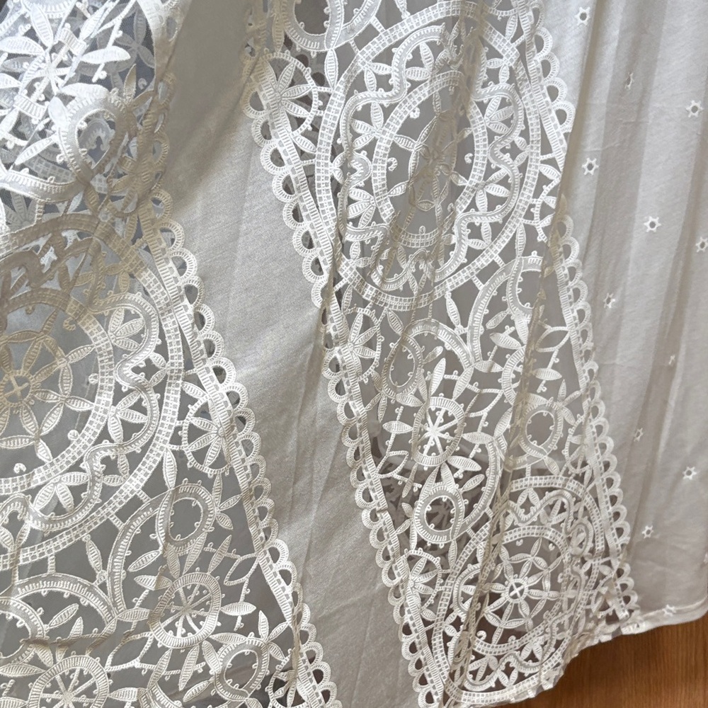 White Lace Maxi Skirt M - Picture 7 of 12